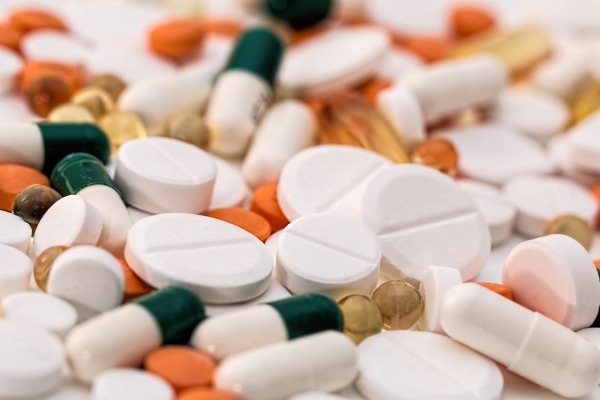 Save money on prescriptions and buy drugs without a prescription
